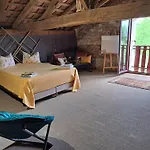 Дом отдыха Domaine Baraque Pouillon