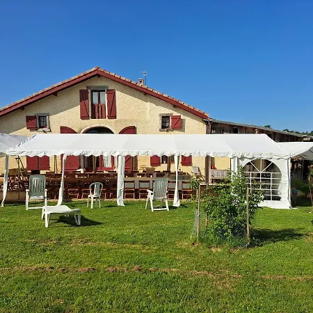 Domaine Baraque בית נופש *