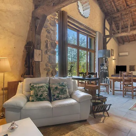Domaine Baraque Сasa de vacaciones Pouillon